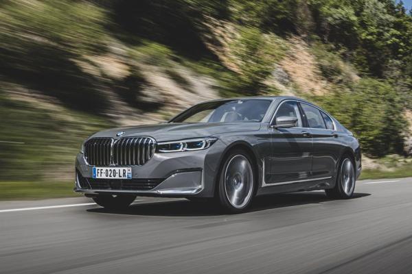 BMW заменит моторы на машинах 2019 года выпуска